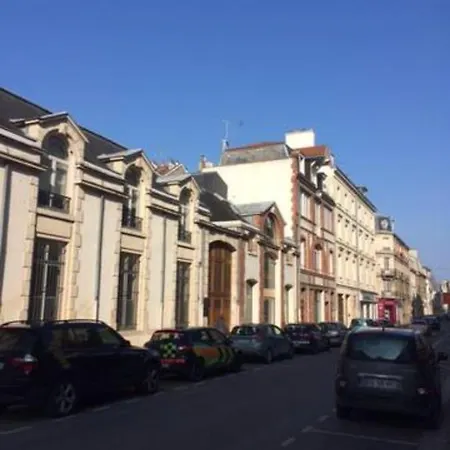 Appartement Studio Chabaud 13 Rue Reims