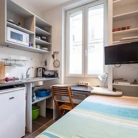 Appartement Studio Chabaud 13 Rue *